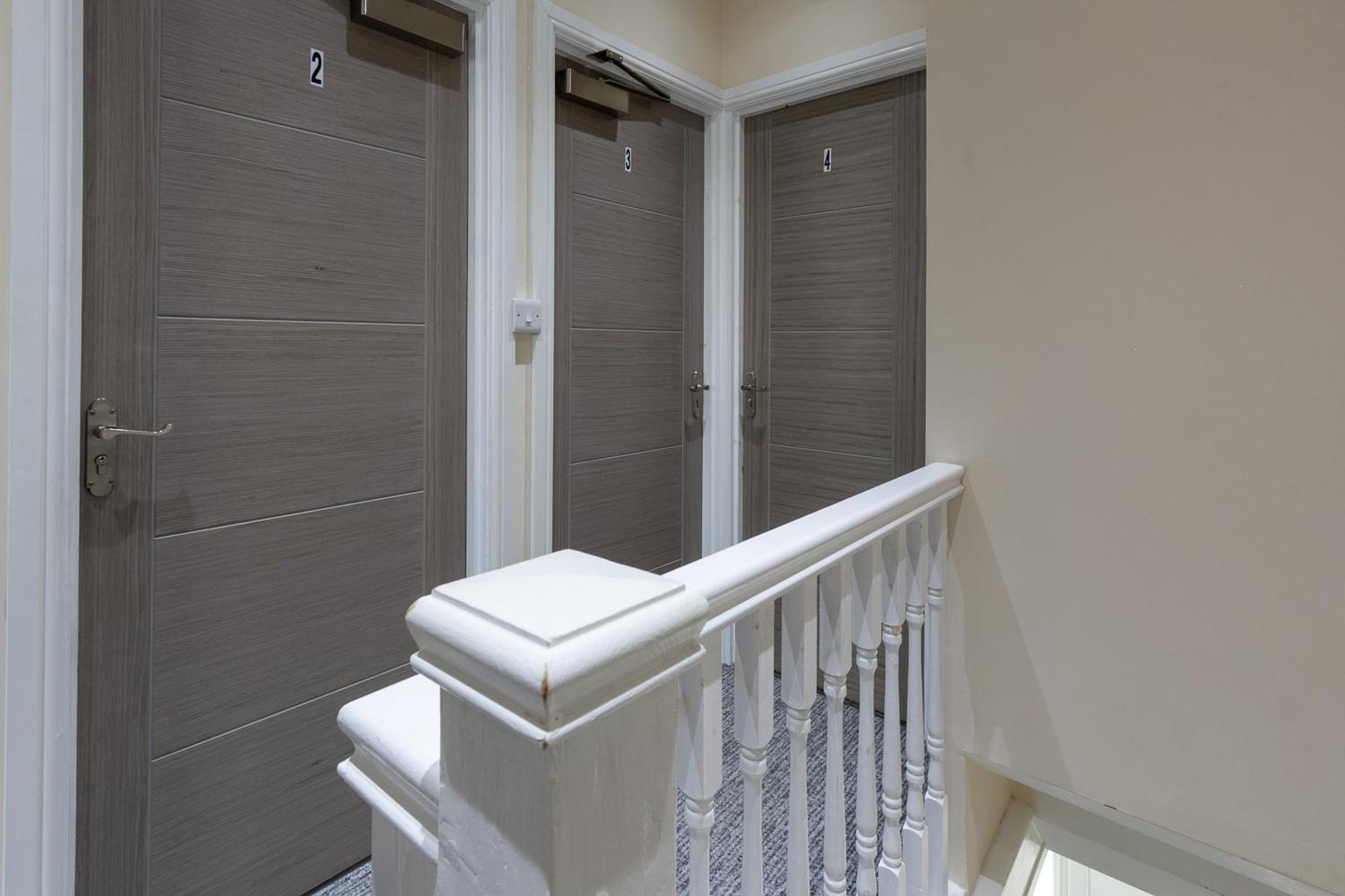 Bathway House - Free Secured Parking And Wifi Apartment Coventry Exterior photo
